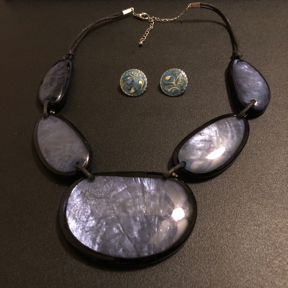 Vintage Statement Blue Teardrop Necklace with Earrings
